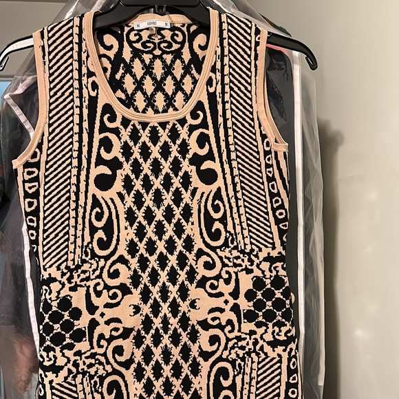 Sioni Women’s Sleeveless Bandage Bodycon Dress - Picture 4 of 6